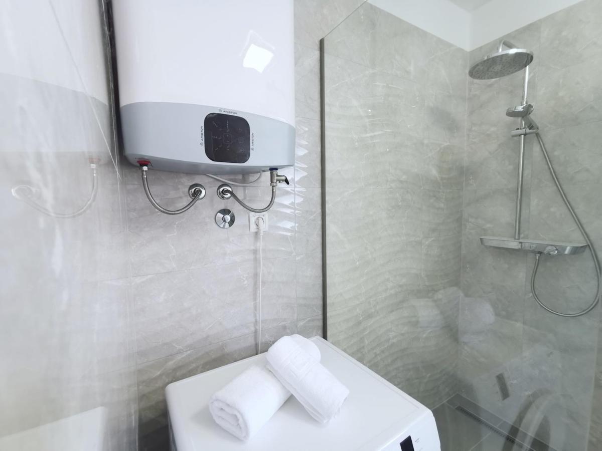 Seka Apartments With A Pool คาชเตลา ภายนอก รูปภาพ