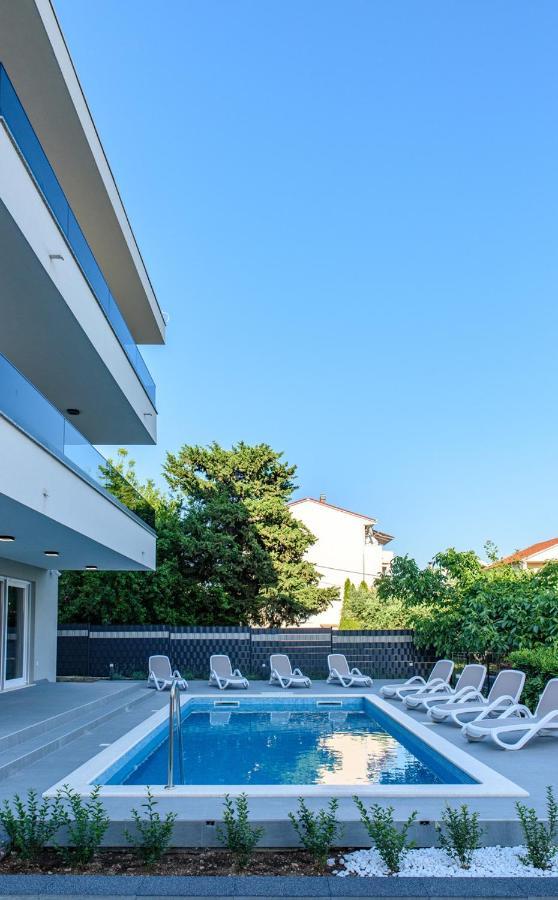 Seka Apartments With A Pool คาชเตลา ภายนอก รูปภาพ